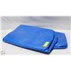 Image 1 : TWO TARPS
