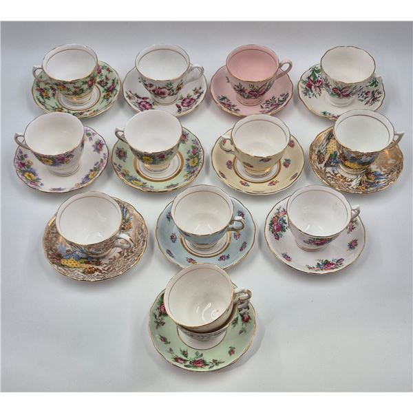 Vintage Colclough English Teacups & Saucers