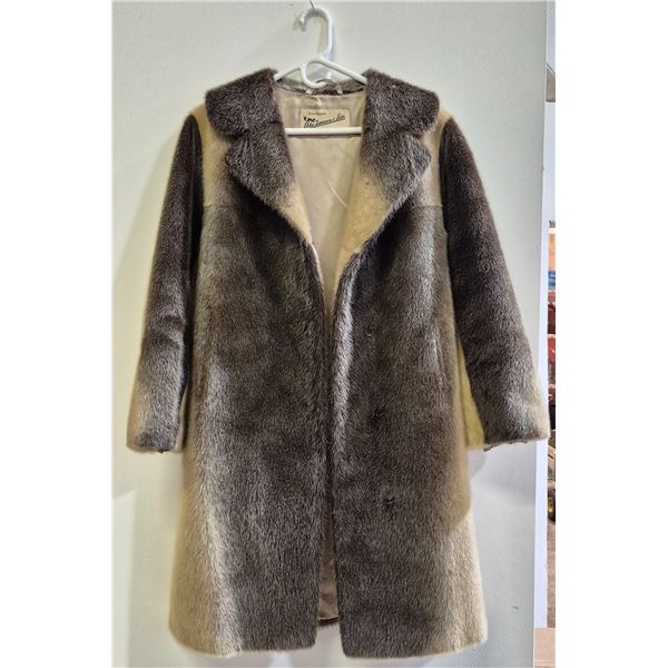 Vintage Ebbe Janssen & Son Fur Coat