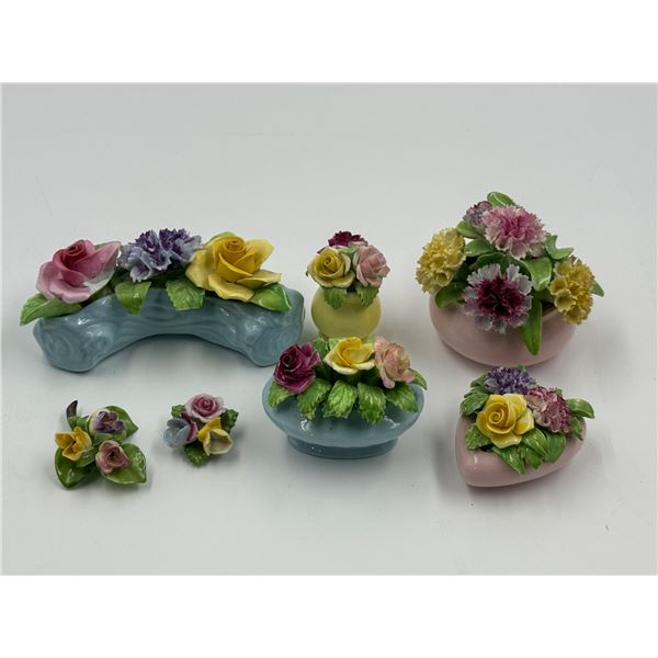7x Vintage Porcelain Flowers