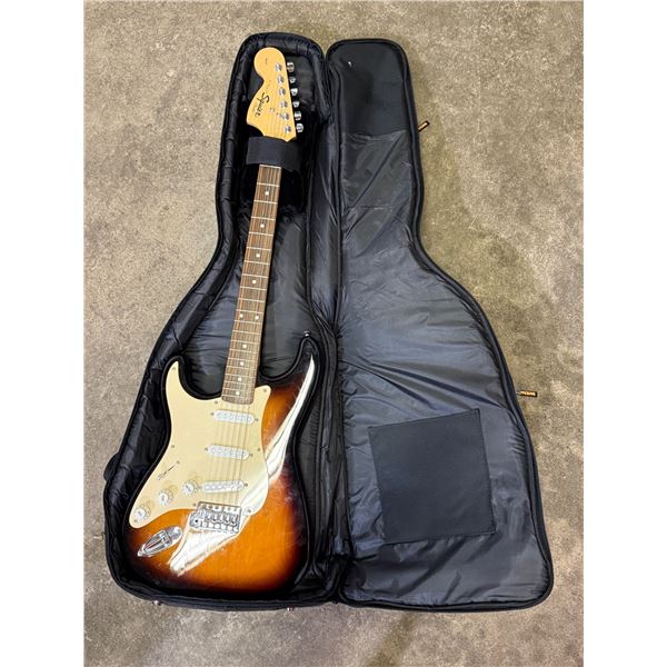 Squier By Fender Strat Electric Guitar With Case (CY100502122)