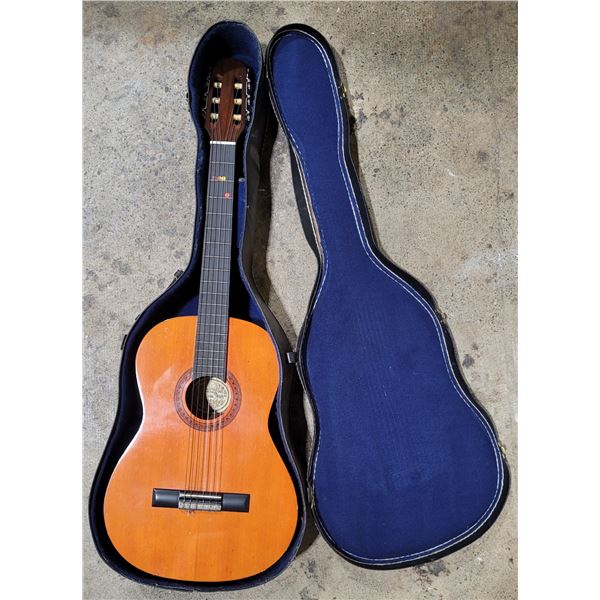 Hondo H634 Acoustic Guitar w/ Case