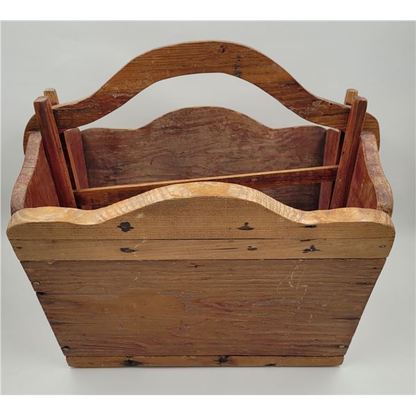 Arts & Crafts Pine Magazine Rack w/ Scallop Detailing
