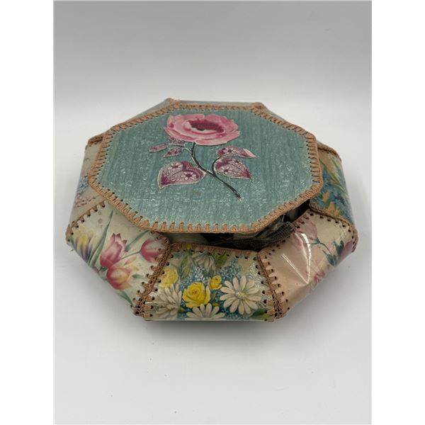 Arts & Crafts Greeting Card Sewing Box