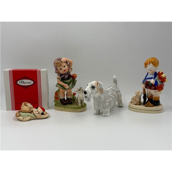 Vintage Figurines & Boxed Coaster Set