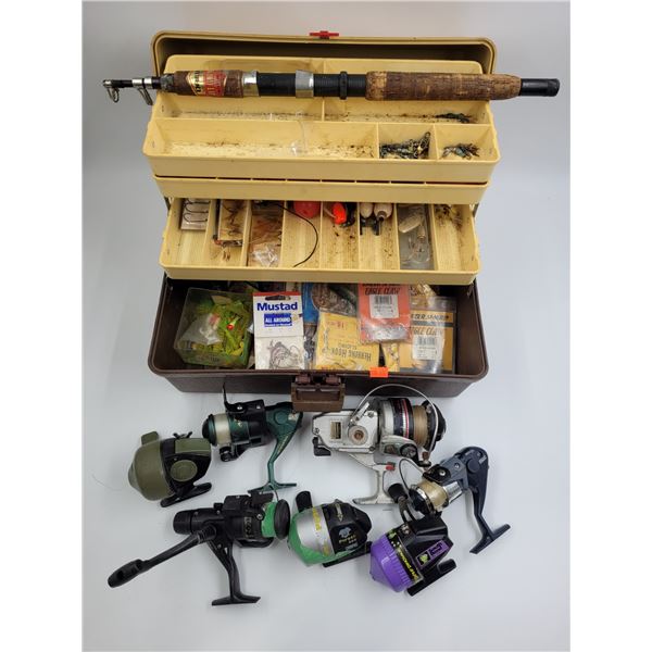 Lot of Assorted Fishing Reels & Old Pal Tackle Box w/ Fishing Supplies