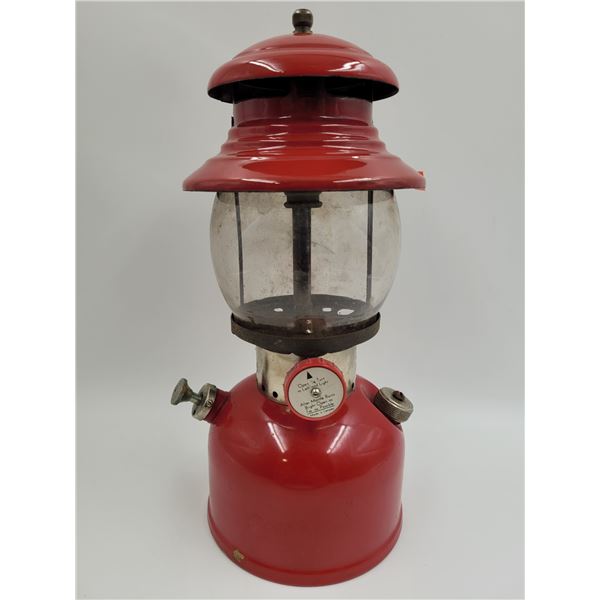 Vintage Coleman Oil Lantern Model T-66