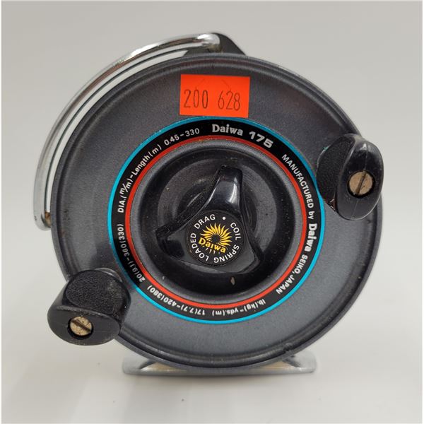 Vintage Daiwa 175 Fishing Reel
