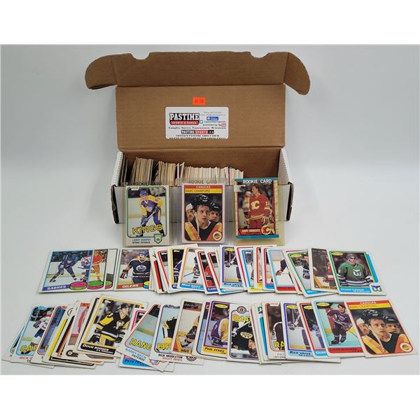Assorted Vintage Hockey Cards