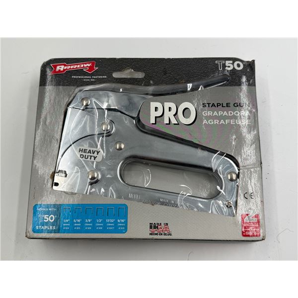 N.O.S. Arrow Heavy Duty Stapler T50