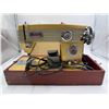 Image 2 : Vintage White Sewing Machine Model 765