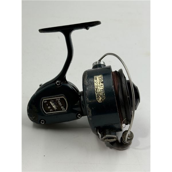 Vintage Fish Master Fishing Reel