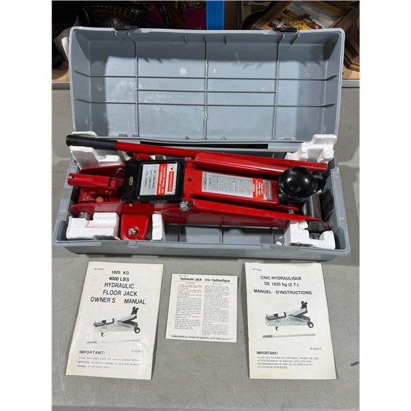 Motomaster Hydraulic Trolley Jack 2 Tons Capacity