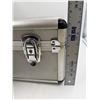 Image 3 : Metal Case With Assorted New Scented Candles
