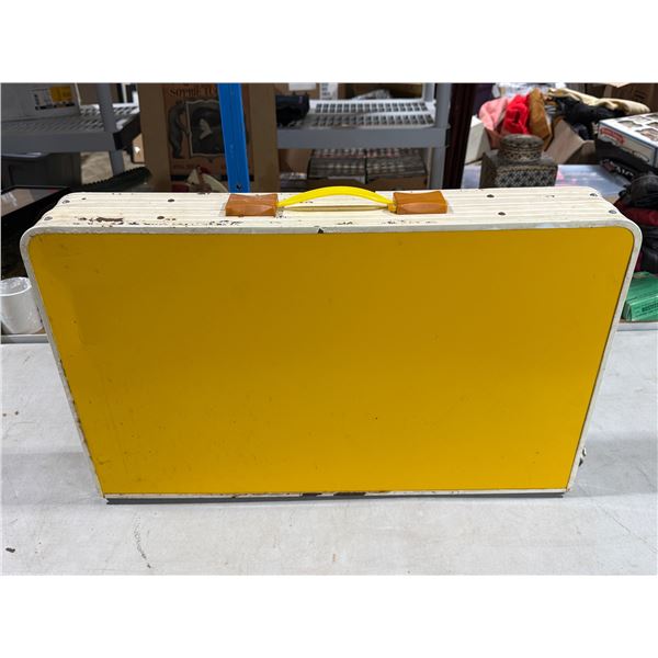 1970's Portable Folding Table With Chairs