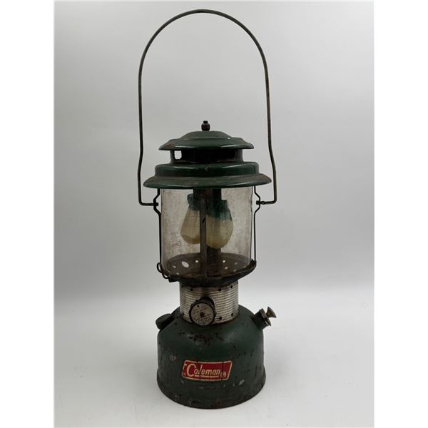 Vintage Coleman Lantern Model 220F