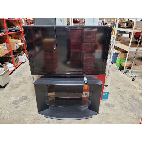 50 Inch Samsung TV w/ TV Stand, Power Cord & Remote