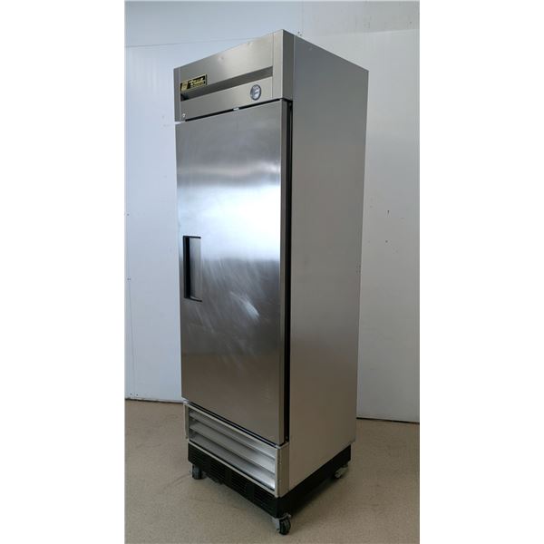 True T-19 27" Single Door Stainless Cooler - 9482/R3FL