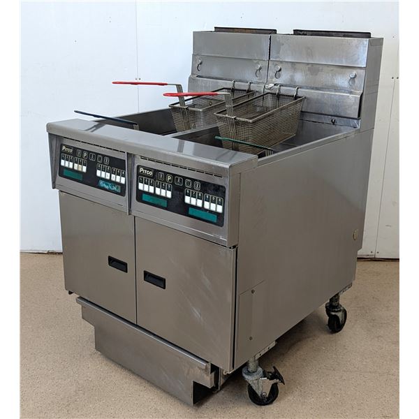 Pitco SG14 JS Dual Fryer With Filtration System - 1615/R8FL