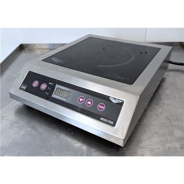 Vollrath 69543 Professional Series Countertop Induction Cooker - HB11/FtC