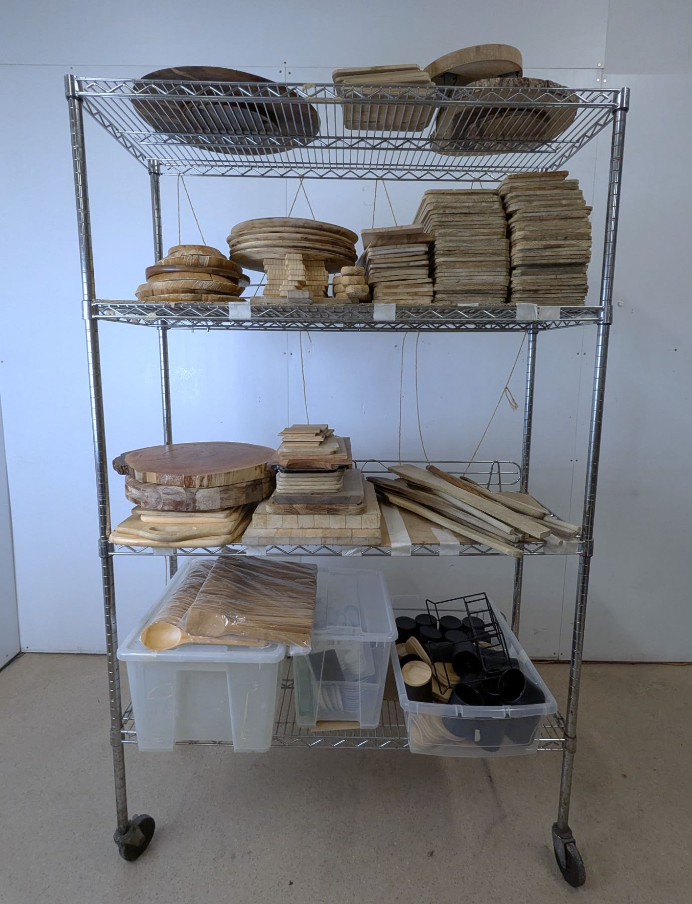 Auctioneers Special Rack, Wood Platters & Misc