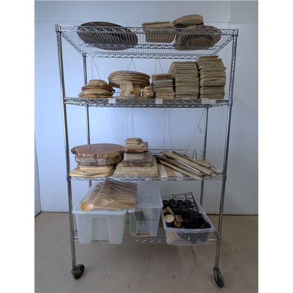 Auctioneers Special Rack, Wood Platters & Misc - Racksp1/L9FL