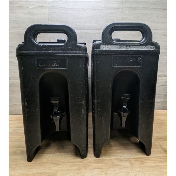 Cambro 250LCD 2.5 Gallon Thermal Insulated Beverage Dispensers - Lot of 2 - EC5/AA26