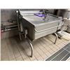 Image 11 : Groen Eclipse Braising Pan Tilt Skillet 38" x32"
