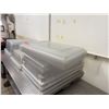 Image 8 : Multiple Rectangular Plastic Food Storage Bins w/ Some Lids
