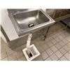 Image 4 : Advance Tabco Wall Mount Sink w/ Faucet 17" x 13.5"