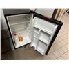Image 2 : GE General Electric Compact Mini-Fridge (contents not included)