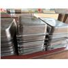 Image 4 : Multiple Rectangular Metal Food Storage Bins 21" x 13" x 3.5"H