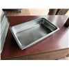 Image 7 : Multiple Rectangular Metal Food Storage Bins 21" x 13" x 3.5"H