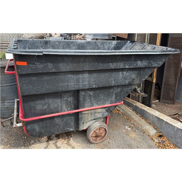 Rubbermaid 90-1025-AU Tilt Truck