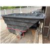 Image 2 : Rubbermaid 90-1025-AU Tilt Truck