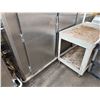 Image 7 : Auto-Shaam 2-Door Heated Banquet Cabinet (Needs Repair)
