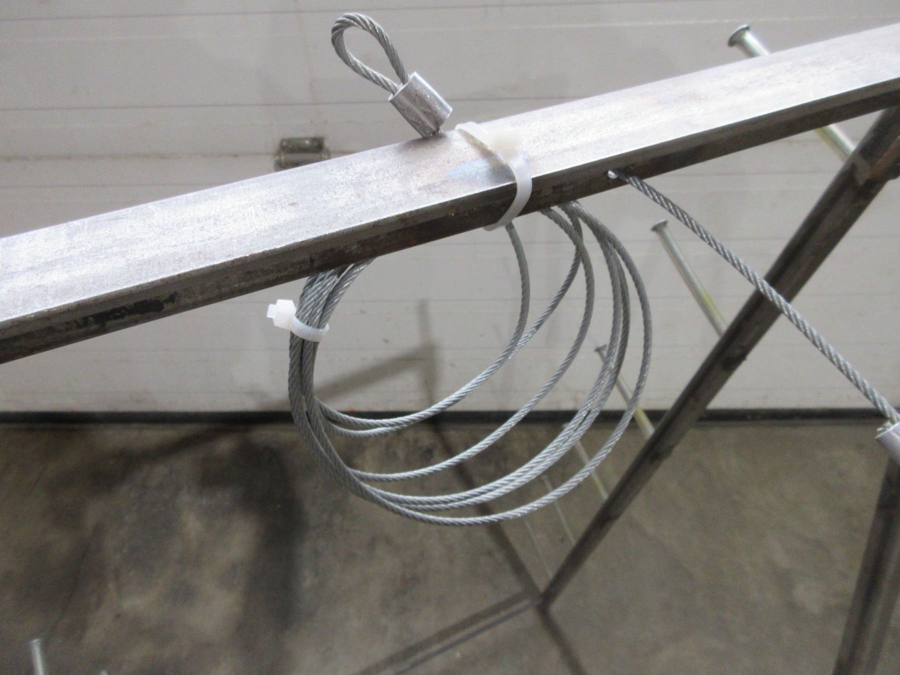 Approx Rack 12 Gun Rack - Steel - Approx. 39