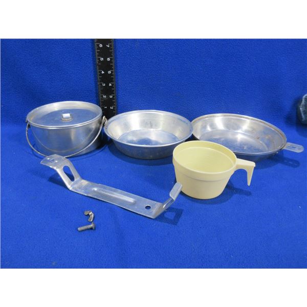 Vintage Regal Boy Scouts Camping Mess Kit Cooking Set - Circa 1960's