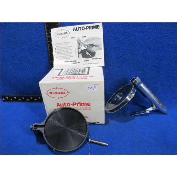 Lee Auto-Prime Hand Priming Tool - Comes with Extra Primer Tray