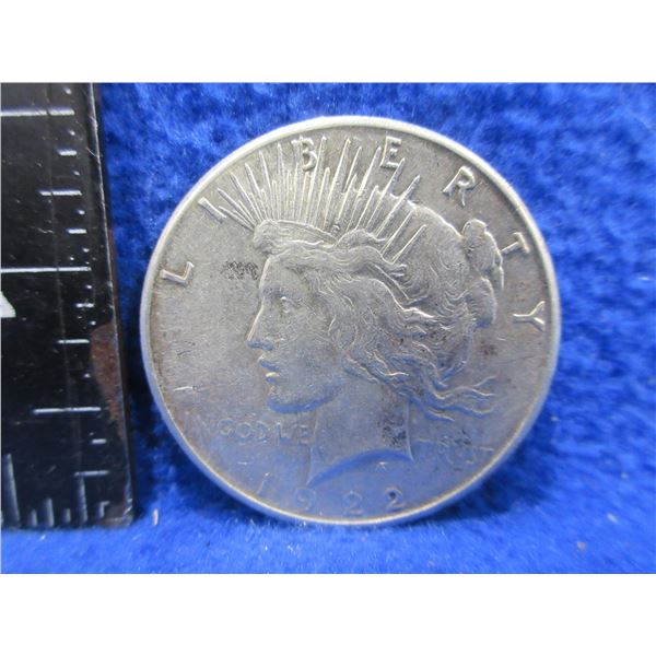 1922 USA One Dollar Coin "Peace Dollar" - .900 Silver