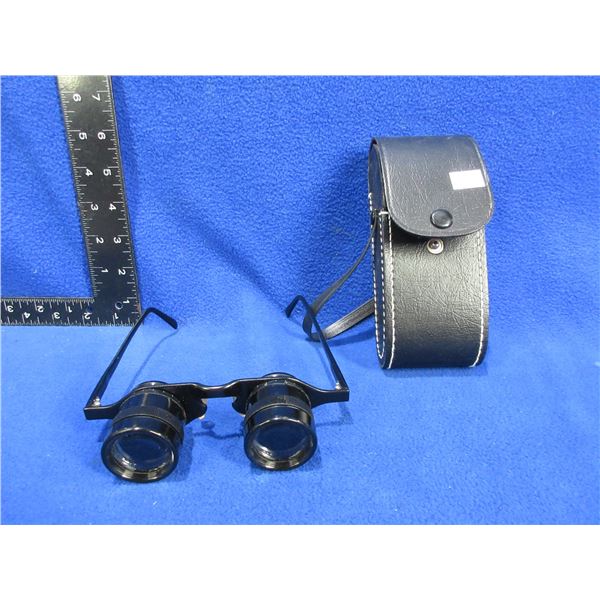 Vintage Walters 2.8x28 Binocular Glasses with Case - Appear Clear