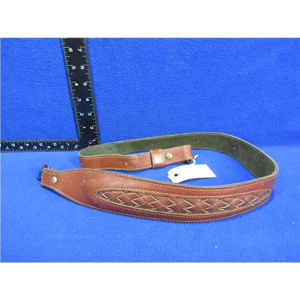 Levy's SN22B Leather Sling with QD Swivels - 1 swivel is damaged