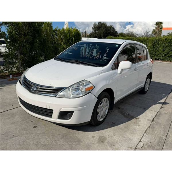 NISS VERSA 2012 O/S T-DONATION