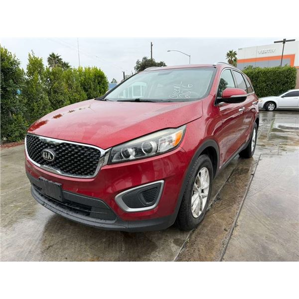 KIA SORENTO 2016 O/S TITLE 2 DAYS