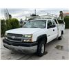 Image 1 : CHEV SILVERADO 2004 O/S TITLE 2 DAYS