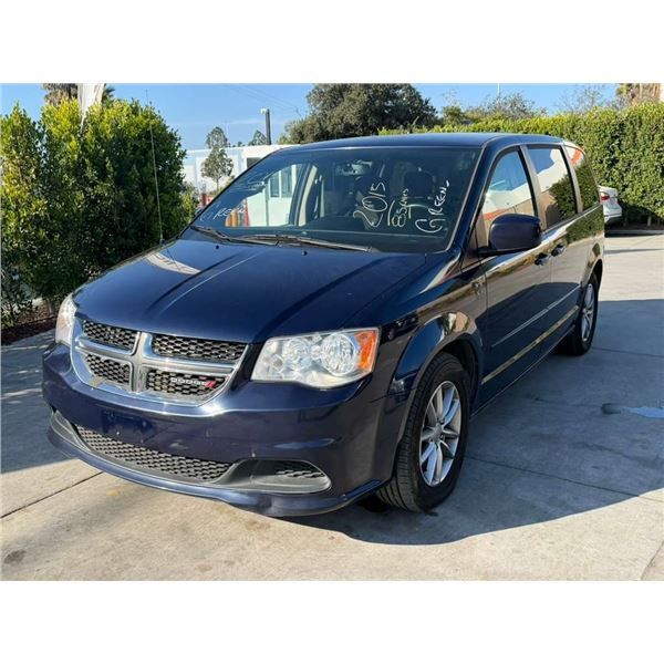 DODG GD CARAVAN  2015 T-2 DAYS