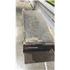 Image 2 : WEATHER GUARD ALUMINUM GAS LIFT TRUCK BOX WITH KEY