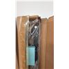 Image 2 : (2) *NEW* NORTHAM HYDRAULIC BED LIFTS