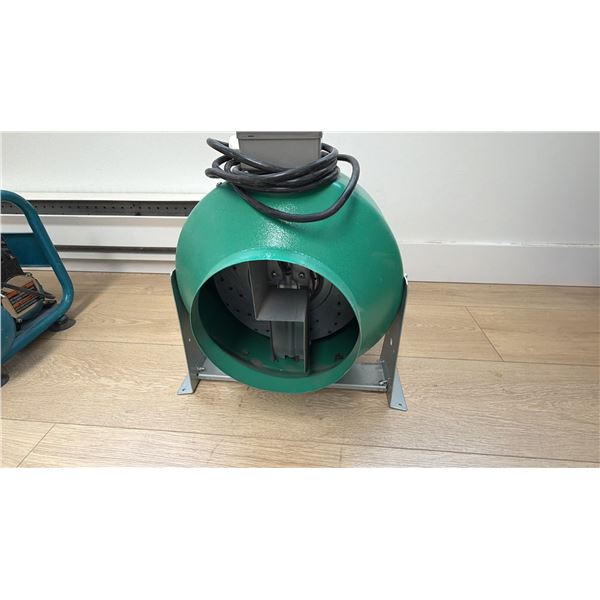 HYDRO FARM COMMERCIAL FAN