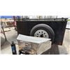 Image 4 : 2005 DOUBLE A UTILITY BOX TRAILER, BLACK, VIN 2DALC11465T004811,